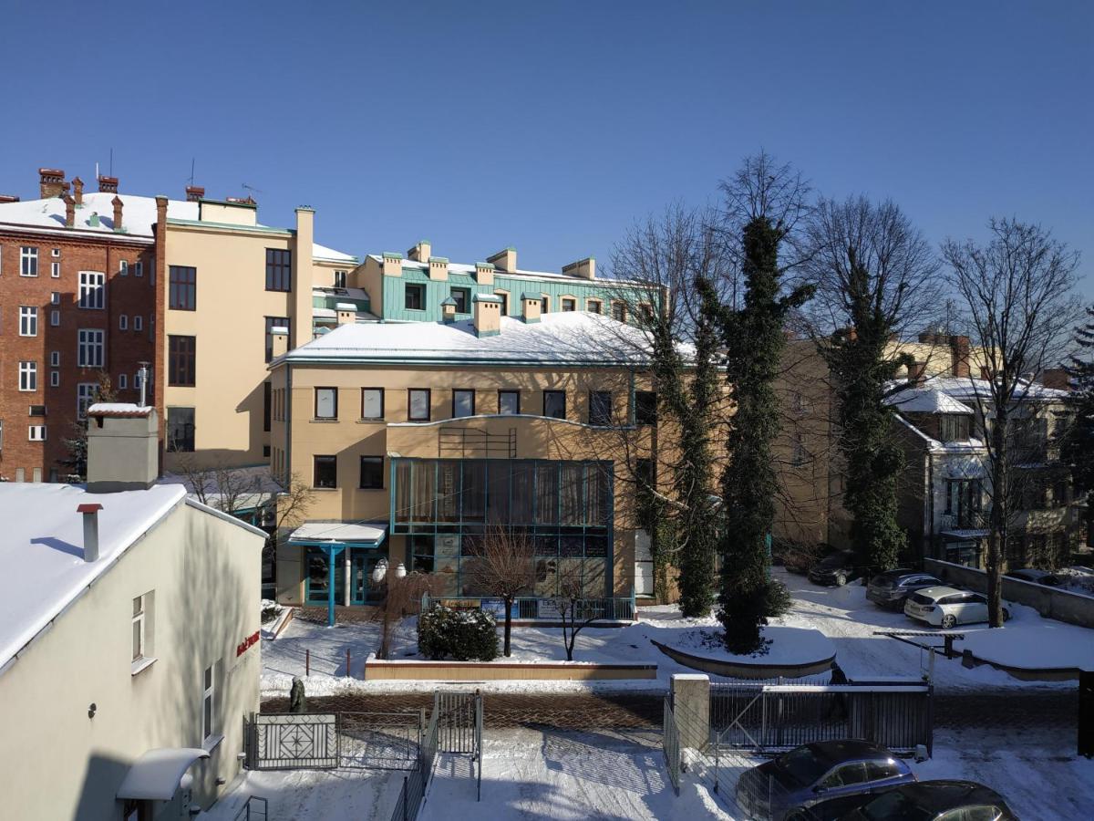 Apartament"Nad Niwka 6" Z Zamykanym Bezplatnym Parkingiem Bielsko-Biala Exterior photo