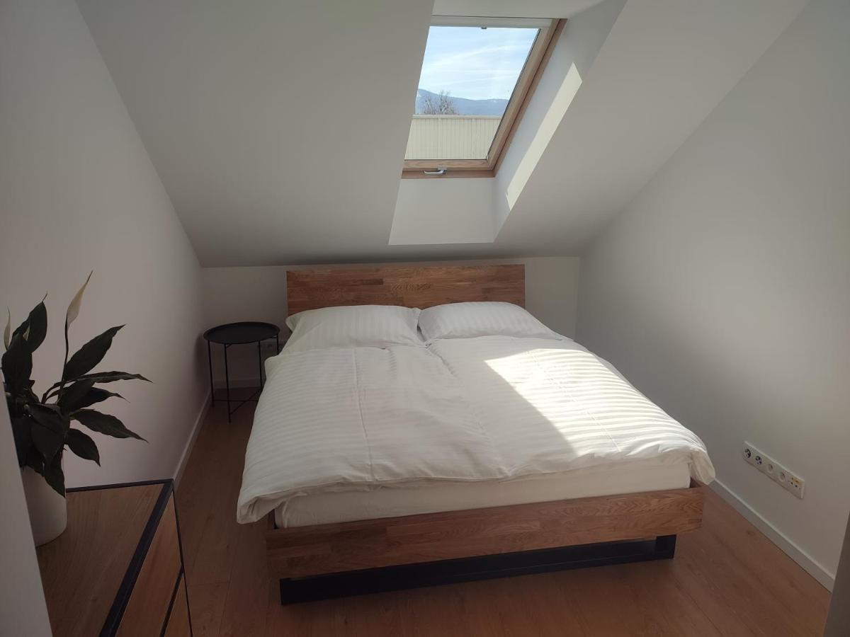 Apartament"Nad Niwka 6" Z Zamykanym Bezplatnym Parkingiem Bielsko-Biala Exterior photo